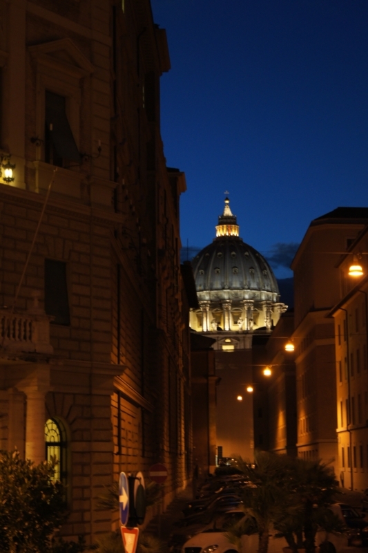 Watykan nocą 