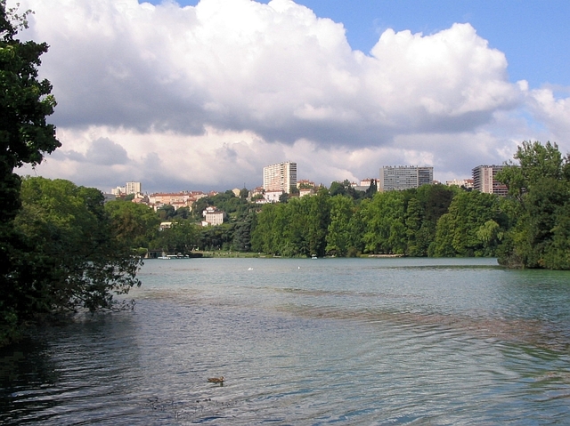 Lyon park Tete dOr -  jezioro