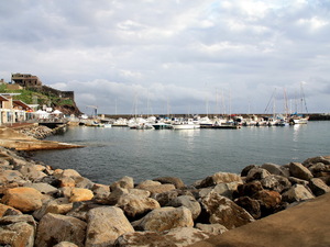 Machico- port od strony plaży