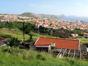 Caniçal- w oddali nasz cel Ponta de São Lourenço 