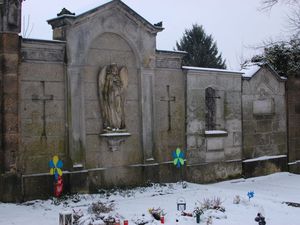 Stary cmentarz komunalny