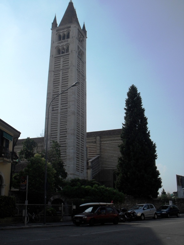 Campanilla przy San Zeno