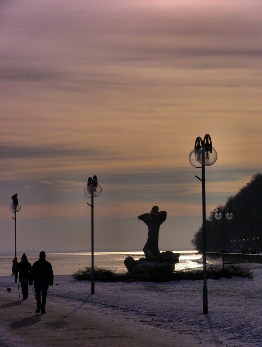 Gdynia - styczeń 2011 - bulwar  nadmorski