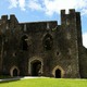 Caerphilly wieża na dziedzińcu zamku