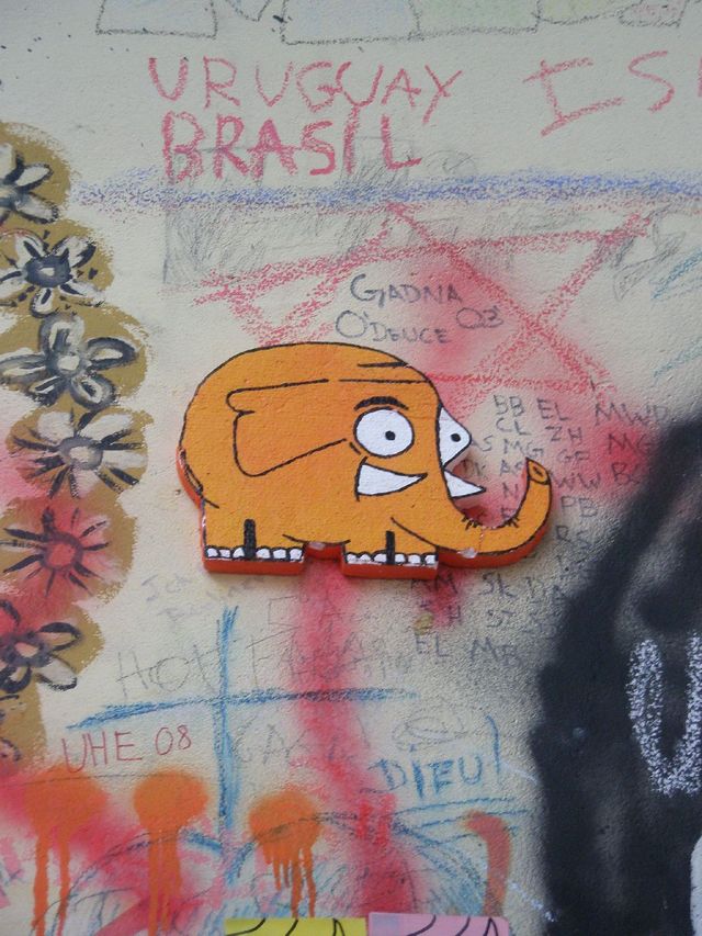 Praga, Mur Lennona