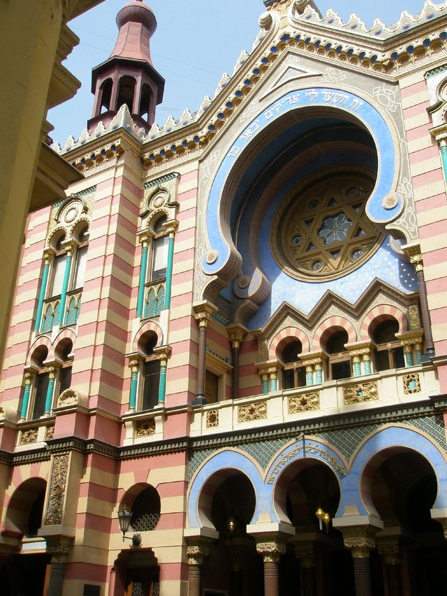 Praga, Kolorowa synagoga