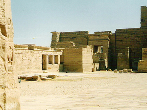 Teby Zachodnie - Medinet Habu