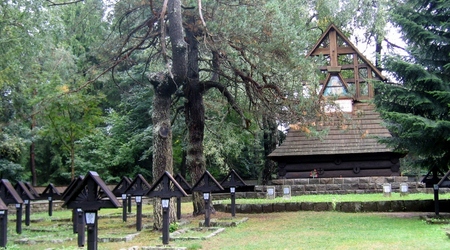 Czarne - zabytkowy cmentarz wojskowy I wojny