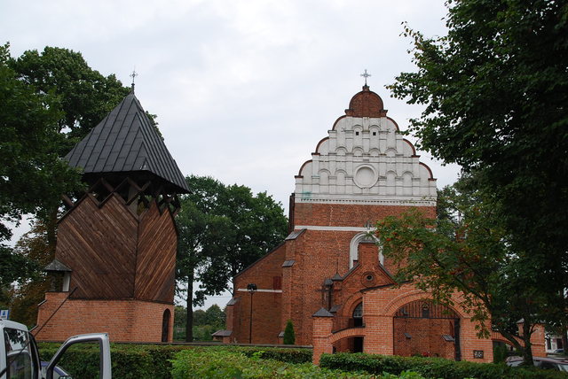 Gotycko- renesansowy kościół w Broku