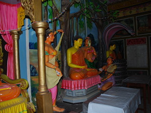 wnętrze świątyni we wsi
