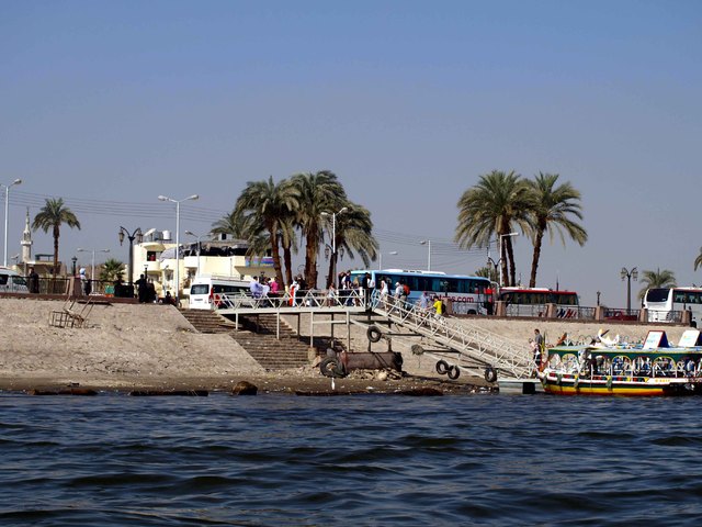 48 statkiem po Nilu 