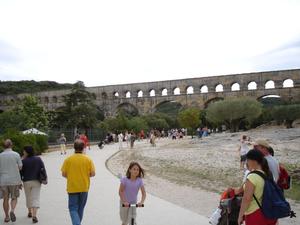 W drodze  na Akwedukt  Pont du Gard