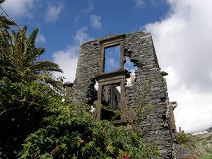 Ruiny w Canico de Baixo