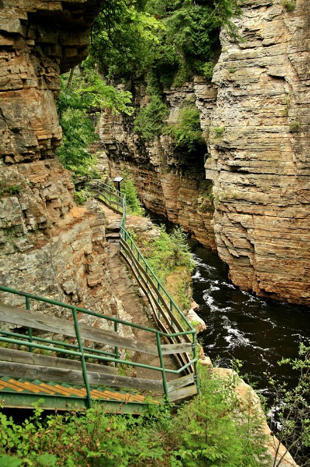 Ausable chasm 10