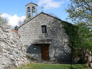 Kościółek nieopodal miejsca, z którego Michał Anioł podziwiał okilice La Verna