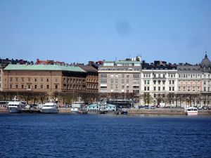 Widok na ulice  Strandvagen