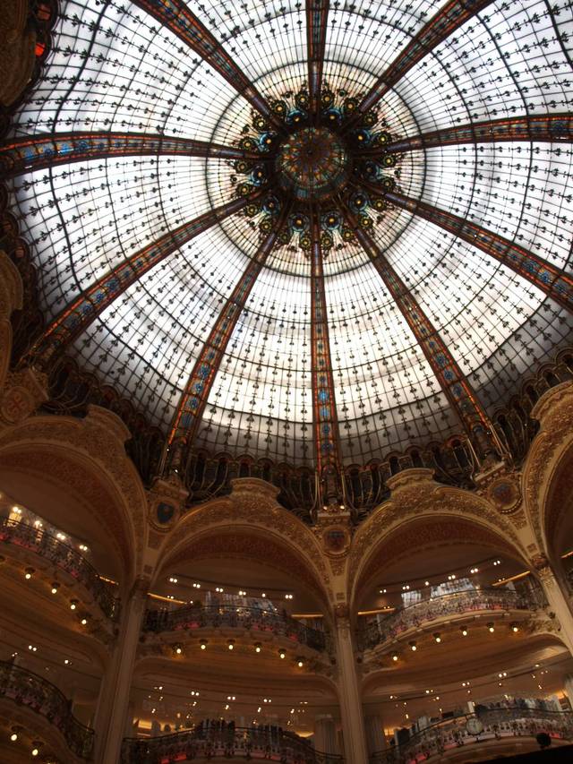 Paryż, Galeries Lafayette