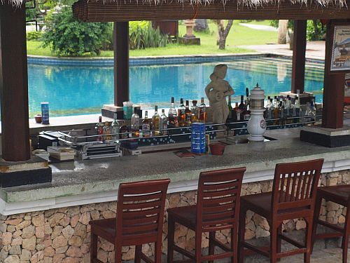 hotel Holiday -  baseny i bar