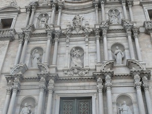 Gerona - barokowa fasada katedry