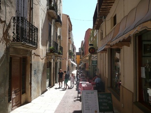 Figueres - uliczki wokół muzeum