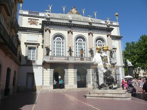Figueres - budynek Teatre-Museu Dali