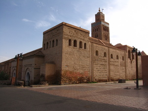 marrakesz - meczet i minaret koutubija z XII w.