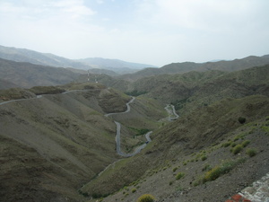 drogi na wysokości 2200m
