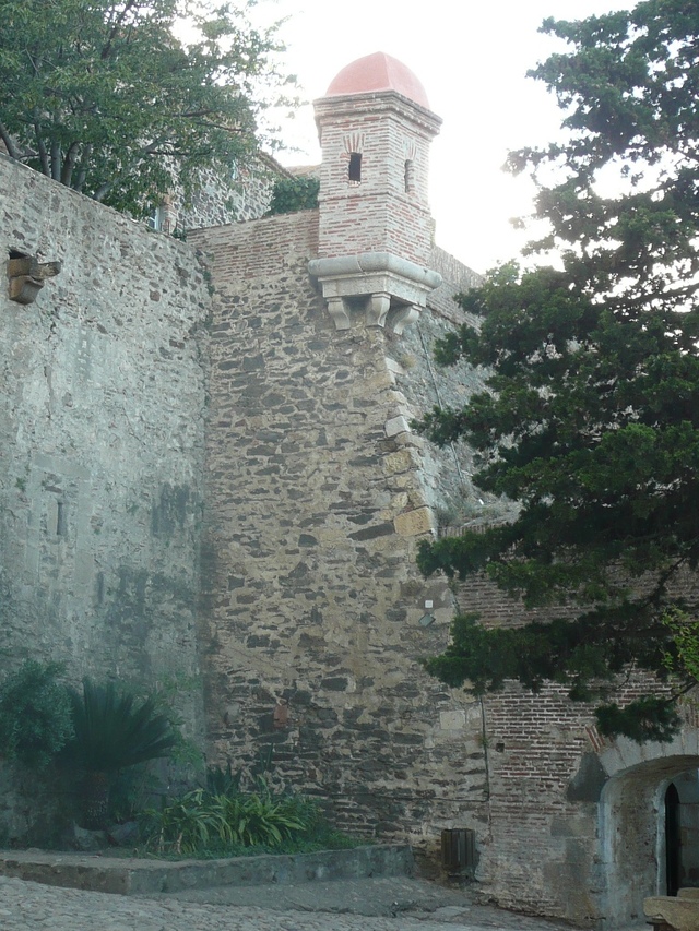 Collioure - mury obronne