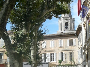 St-Remy-de-Provence - plac przed ratuszem 1