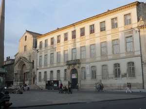 Arles - Place-de-la-Republique 1