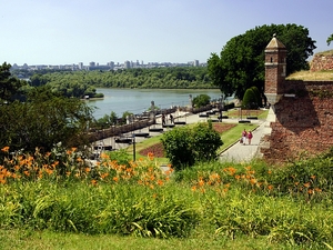 Belgrad park i twierdza Kalemegdan u ujścia Sawy do Dunaju
