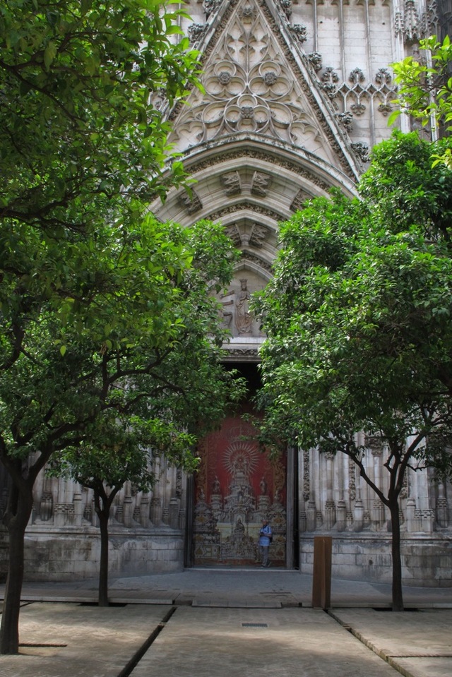 patio de los naranjos  