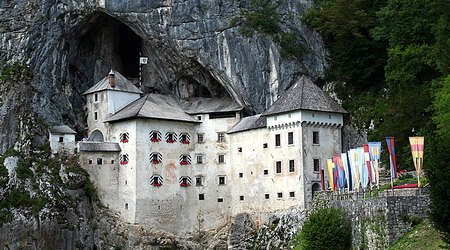 Slowenia 2011 predjamski zamek 04
