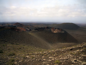 Parque Nacional de Timanfaya - niezwykłe formy