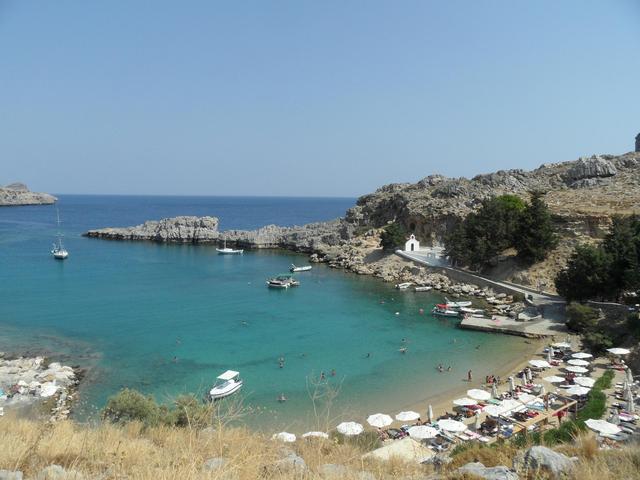 Plaża w zatoczce Agios Pavlos