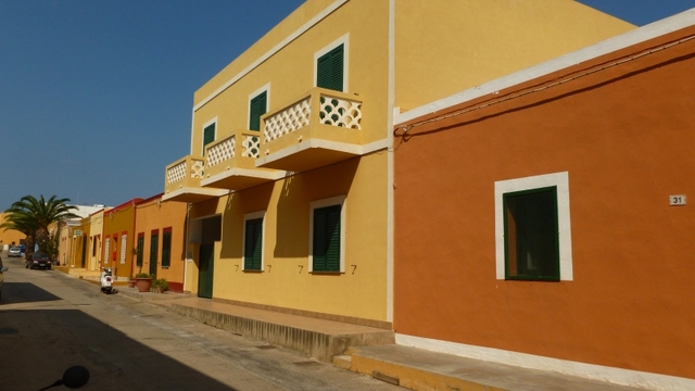 Kolorowe domki Linozy