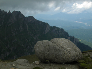 Góry Munti Bucegi, powrót ze szczytu Omul