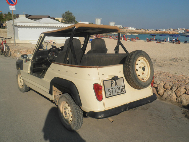 auteczko przy plaży