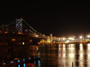 Most Franklina nocą
