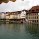 widok na Lucerne z mostu klasztornego 