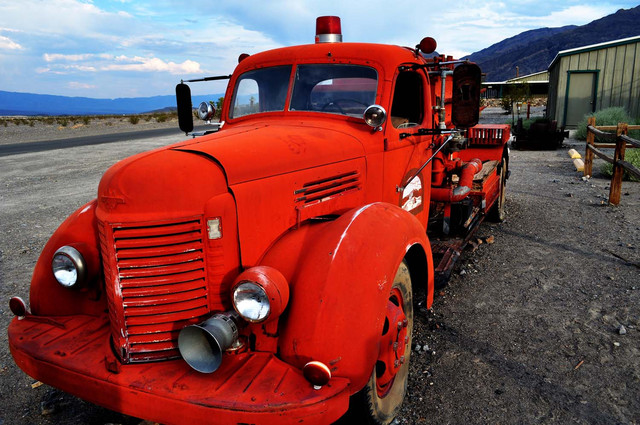 Stovepipe Wells - Death Valley