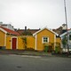 Kolorowe domy dzielnicy Björkholmen w Karlskronie