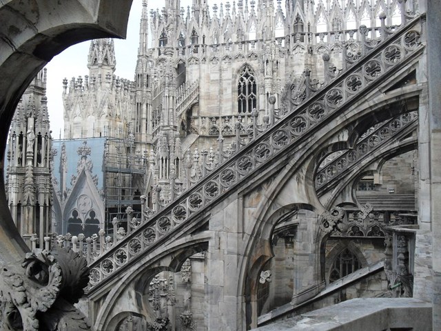 widok z dachu katedry