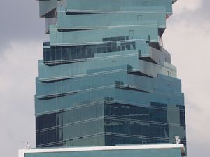 Miasto Panama -   wieżowiec wolności