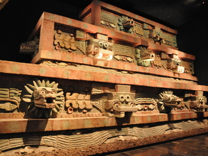 kawałek ściany Teotihuacan