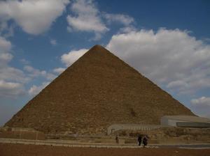 Piramida 3