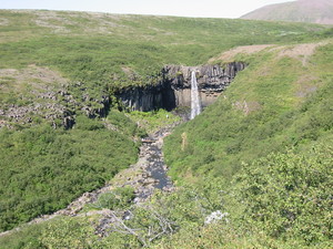 Wodospad Svartifoss