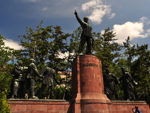 Pomnik Lajosa Kossutha