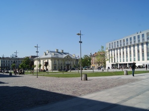 plac przed dworcem