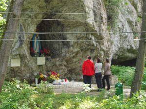 Figura Matki Boskiej Niepokalanej